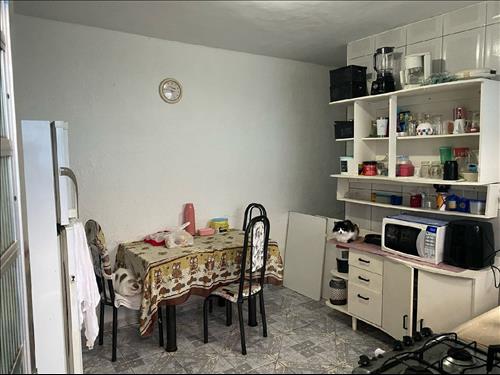A METADE IDEAL DO IMÓVEL DE MATRÍCULA Nº 5660 DO CARTÓRIO DE REGISTRO DE IMÓVEIS DE EMBU DAS ARTES/...