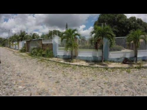 Foto de Um imóvel residencial com área total do terreno de 4.600m² localiazado na Rua Santa Terezinha s?n° ...
