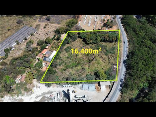 FAZENDA DO BREJO l SETE LAGOAS/MG - Parcelamento 10 x Casa sede e anexo I Desocupado I Livre de ônus
