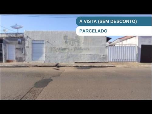 Casa no Centro - Ituiutaba/MG