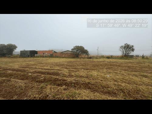 Foto de Lote com 360 m², localizado no tranquilo Loteamento Jardim Santa Paula, em Goiatuba/GO.