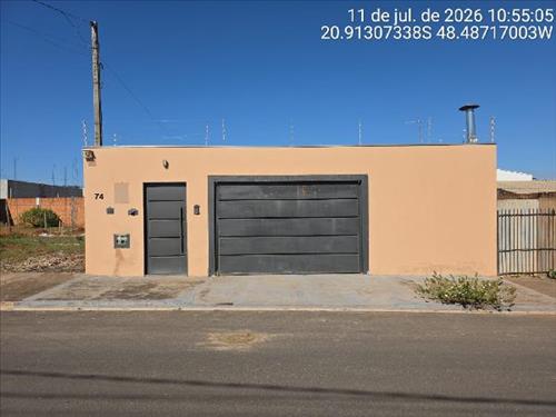 Casa             -   - 121,48m2