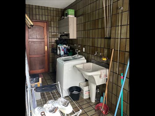 Apartamento em Nova Friburgo R. Augusto Spinelli, n°192, Apt 202, Edifício Portal das Braunes.