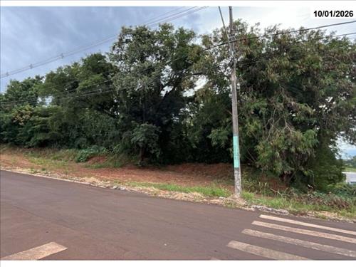 Foto de Terreno c/ 16.200,00 m², nº 46-parte, frente para a Avenida Cruzeiros e confrontações com a Rua Mat...