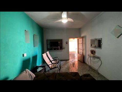Casa, Padrão, 0 vaga(s) de garagem