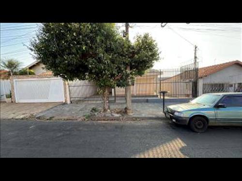Foto de Casa, Padrão, 1 vaga(s) de garagem