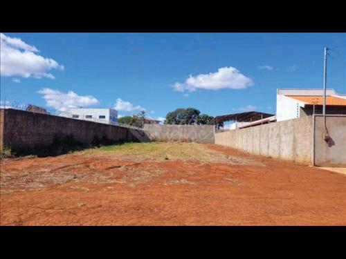 LOTE 021        Terreno com área de 600m² - Goiatuba, GO