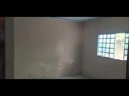 Terreno Urbano n/cidade, de 240,00 m², localizado no Bairro Lapinha, na cidade de São Francisco, MG
