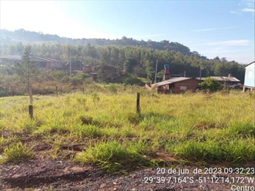 Terreno, sem benfeitorias, com área de 250,00 m², situado no Lot. Cooperativa Hab. Parque Lago Azul...