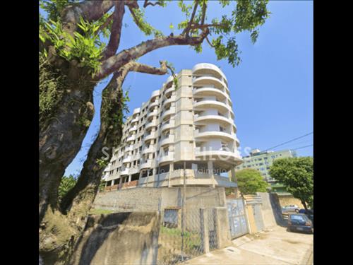 Unidade inacabada | Vaga