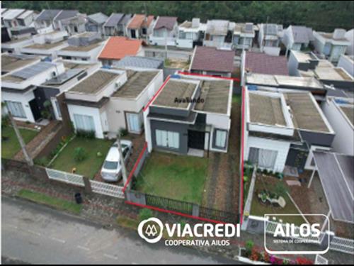 Casa em alvenaria no Condomínio Residencial Alameda 2, Indaial/SC.