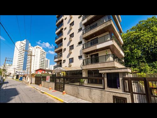 APARTAMENTO DE COBERTURA COM 191,455 M² NO EDIFÍCIO ANTARES EM GUARUJÁ/SP