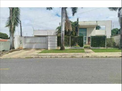 Casa à venda em leilão