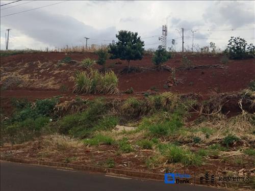Altinópolis-SP. Um Terreno urbano de formato irregular sem benfeitorias, situado...