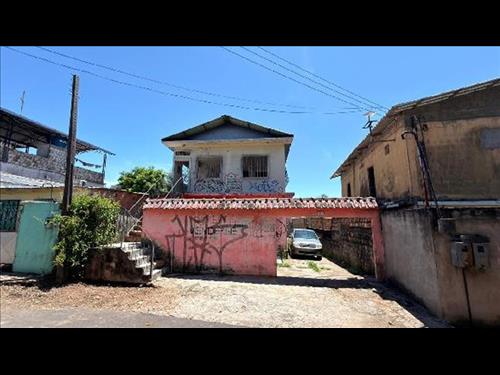 Casa             -   - 216,00m2
