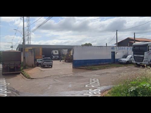 LOTE 028        PRÉDIO E RESPECTIVO TERRENO COM 4.000M2 EM...