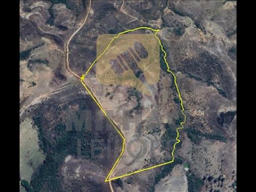 Fazenda de 43,2ha em Presidente Olegário