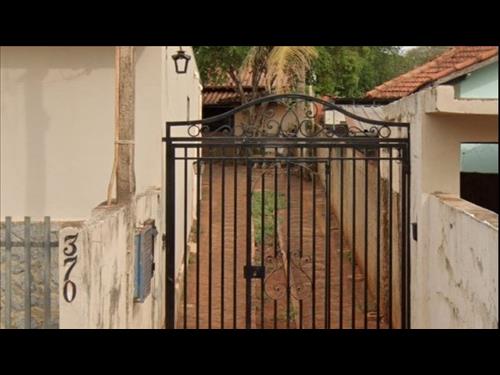 Casas 134 m² (área construída) e 299 m² (terreno) - Vila Santa Aureliana - Santa Cruz do Rio Pardo ...