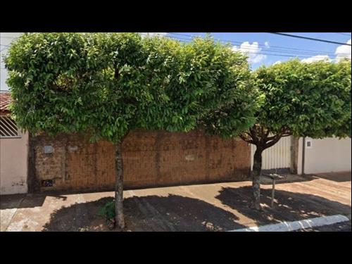 Casa em Terreno 187 m² - Jardim Santa Rosa - Bariri - SP
