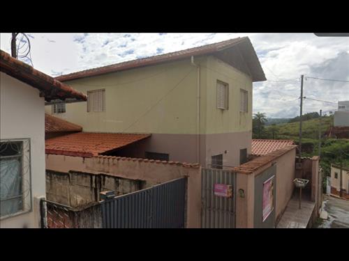 LOTE 001        FRAÇÃO IDEAL DE 6,25% DE IMÓVEL URBANO DE...