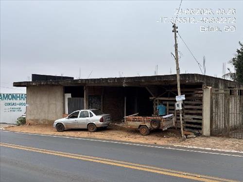 Casa             -   - 70,00m2