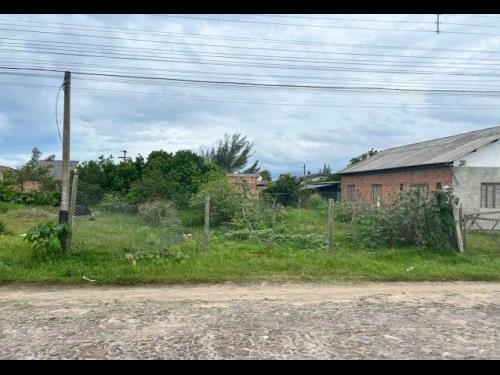 LOTE ÚNICO - UM TERRENO URBANO COM ÁREA DE 300M², SEM BENFEITORIAS, EM CIDREIRA/RS