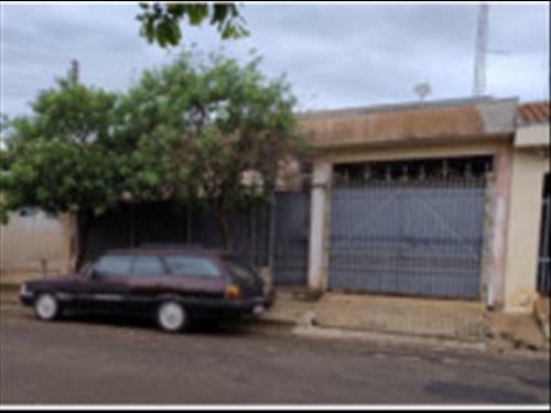 Novo Horizonte/SP - Casa c/ 270m² - Terreno c/ 360m²