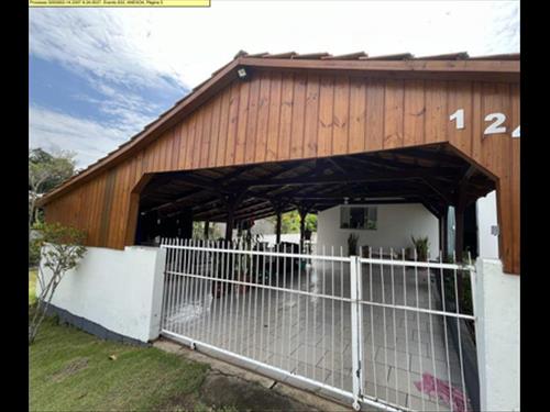 lote urbano nº 10 desmembrado do lote colonial nº 66, situado no lado par da rua Guarany, cidade de...