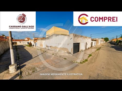 LOTE 083        Casa, com área construída de 188,00m², edi...