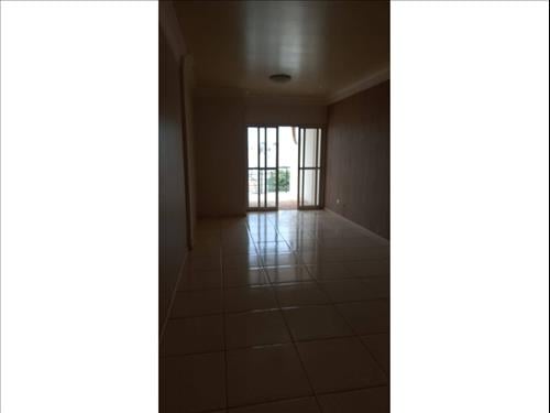 Apartamento à venda em leilão
