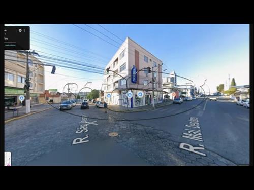 Um Apartamento Residencial, localizado no Segundo Pavimento do Prédio situado na Cidade de Lages/SC.