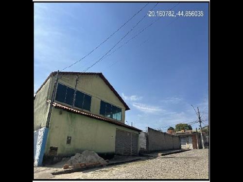 Casa             -   - 80,00m2