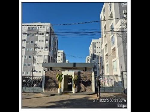 Apartamento      -   - 62,55m2