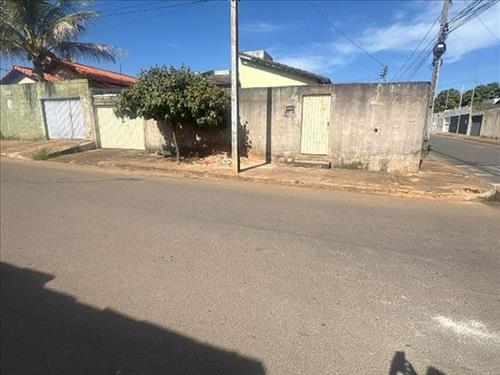 PATROCINIO/MG - SERRA NEGRA - CASA, 69,08 M2 DE ÁREA TOTAL, 69,08 M2 DE ÁREA PRIVATIVA, 252M2 DE ÁR...