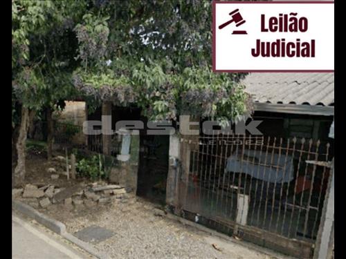 Casa no Jardim Guaraituba/PR