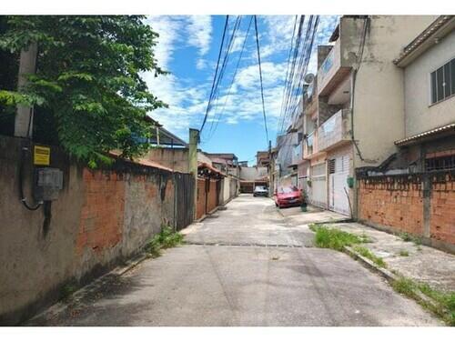 CASA - IMÓVEL OCUPADO
