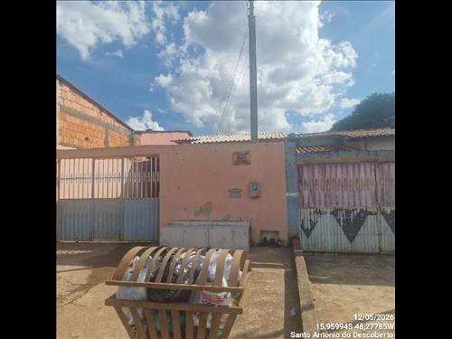 LOTE 073        Casa com 67,34 de Área Privativa em SANTO...