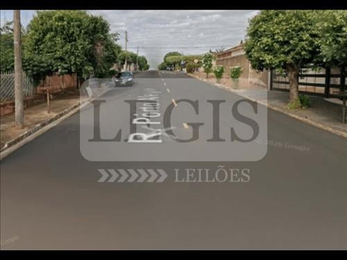 Terreno urbano com A.T 495,00m²