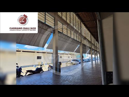 LOTE 030        Imóvel comercial, com área construída de a...