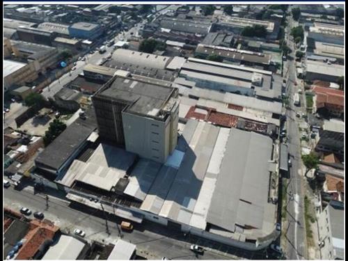 LOTE 024        Complexo industrial em Vigário Geral/RJ