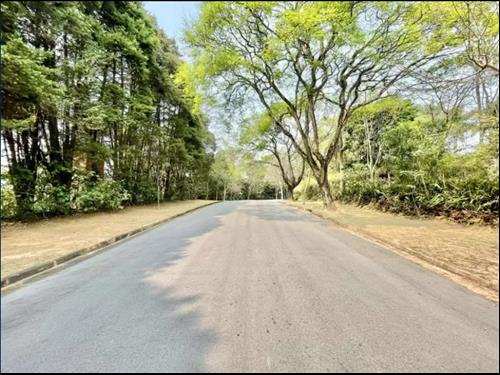 TERRENO COM 2.000 m²