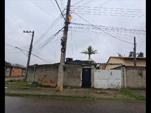 Casa             -   - 80,00m2