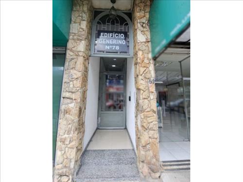 Apartamento, n° 104 c/ 82,46m² (área privativa de 77,76m² e uso comum de 4,70m²), 2º Pav., ou 1° an...