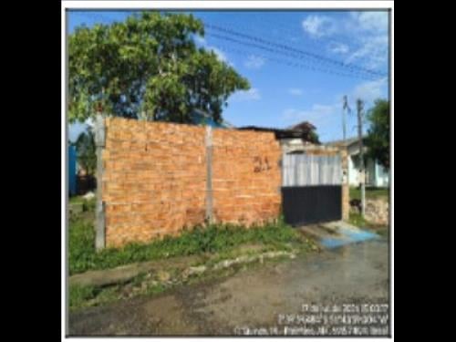 LOTE 013        Casa