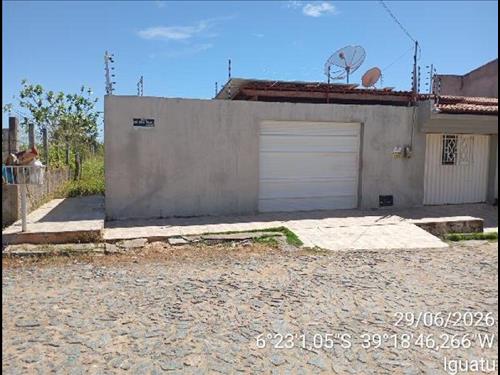 LOTE 050        Casa