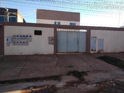 LOTE 073        Apartamento