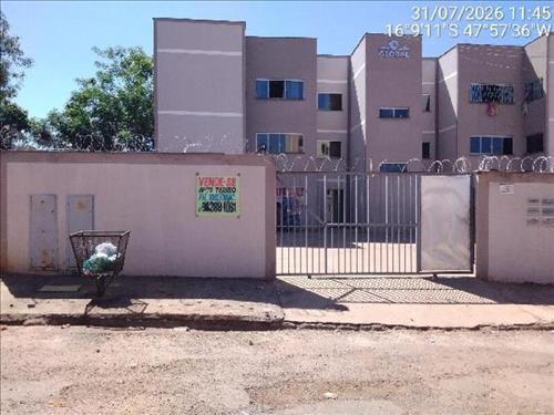 LOTE 097        Apartamento