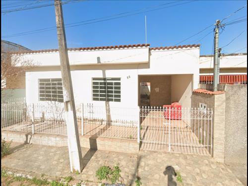 LOTE 001        IMÓVEL - CASA - A.T. 200,00m² - A.C. 70,00...
