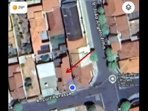Casa. A.T. 243m², A.C. 168m², 3 dorm