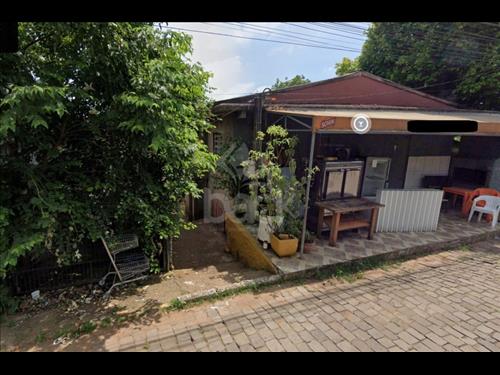 LOTE 002        A fração ideal de 115,22 m² e benfeitorias...